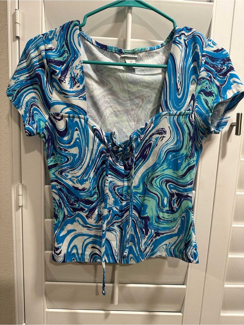 Rue21 Blue & Teal Swirl Lace-Up Crop Top
